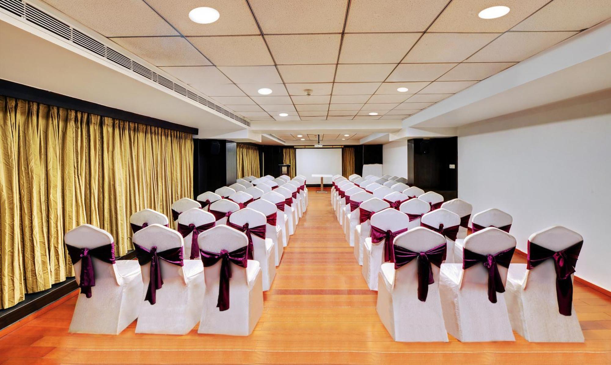 Iris The Business Hotel Bangalore Extérieur photo