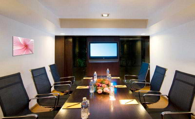 Iris The Business Hotel Bangalore Extérieur photo